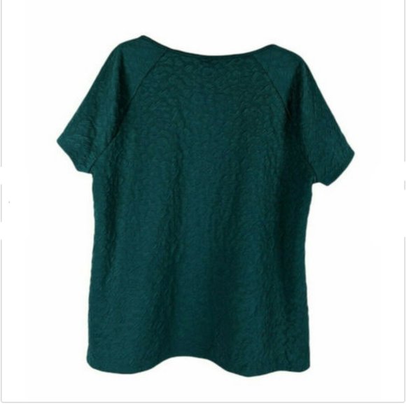 Jaclyn Smith Sz 1X Green Round Neck Embossed Textured Short Sleeve Tshirt - Picture 4 of 6